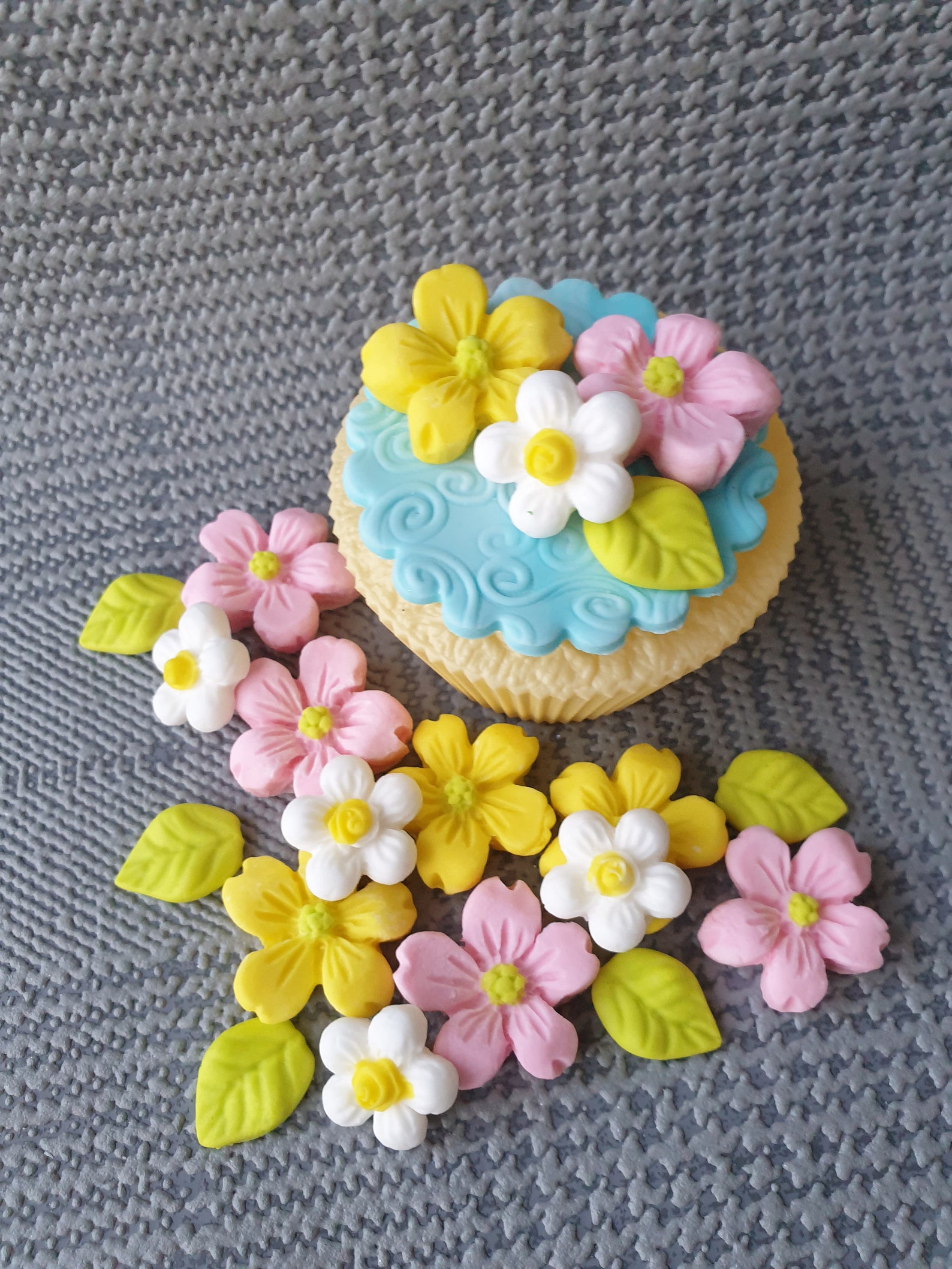 Edible Fondant Sugar Meadow Wild Flowers for Cake Cupcake Etsy