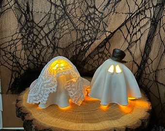 Little Gilbert Ghostie Bride / Groom Halloween battery operated tealight holder Ghost