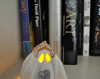 Little Ghostie Queen Jane Seymore Halloween battery operated tealight holder Ghost