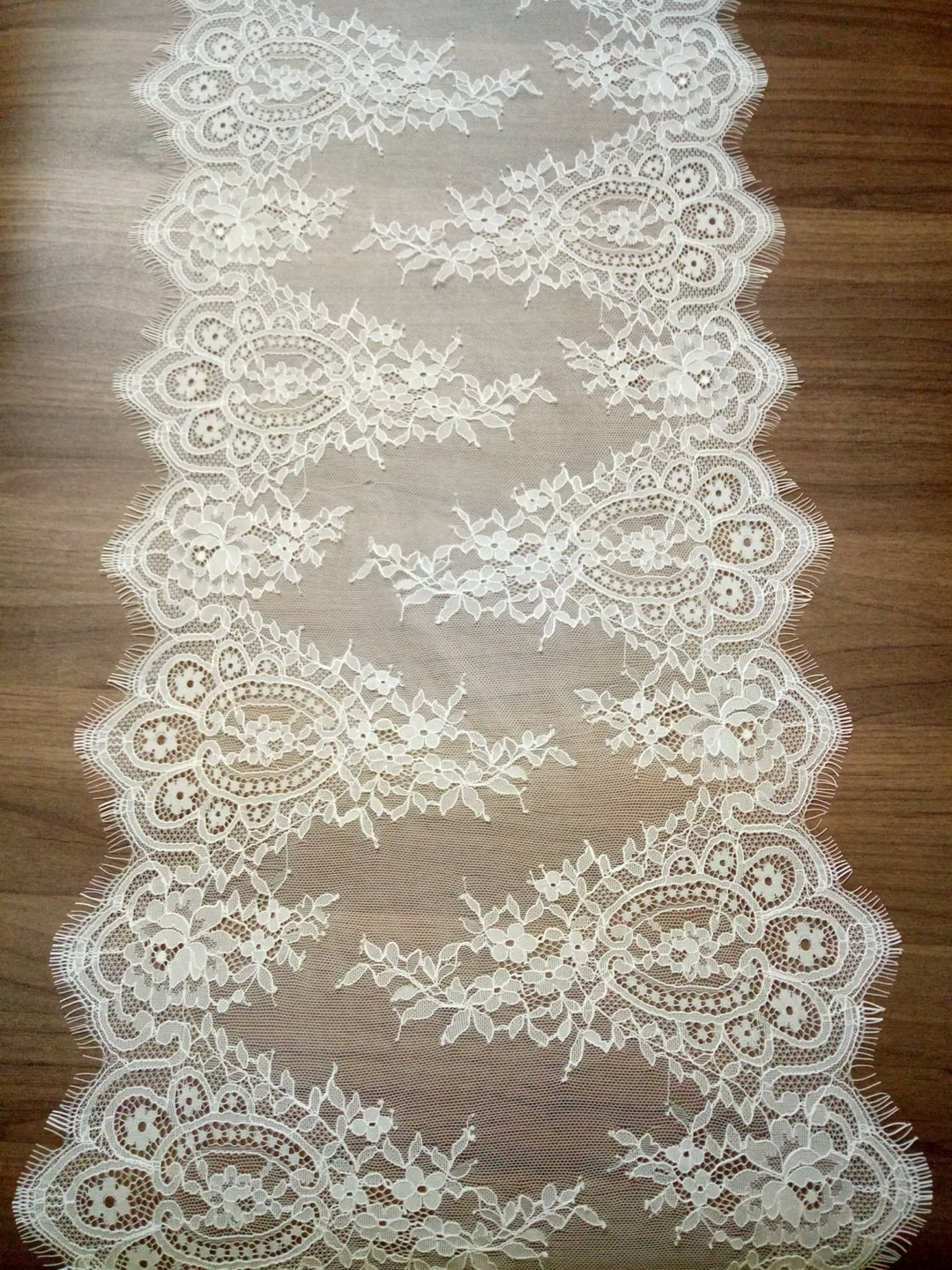 Ivory Lace Table Runner/holiday Table Runner/white Lace Table Runner