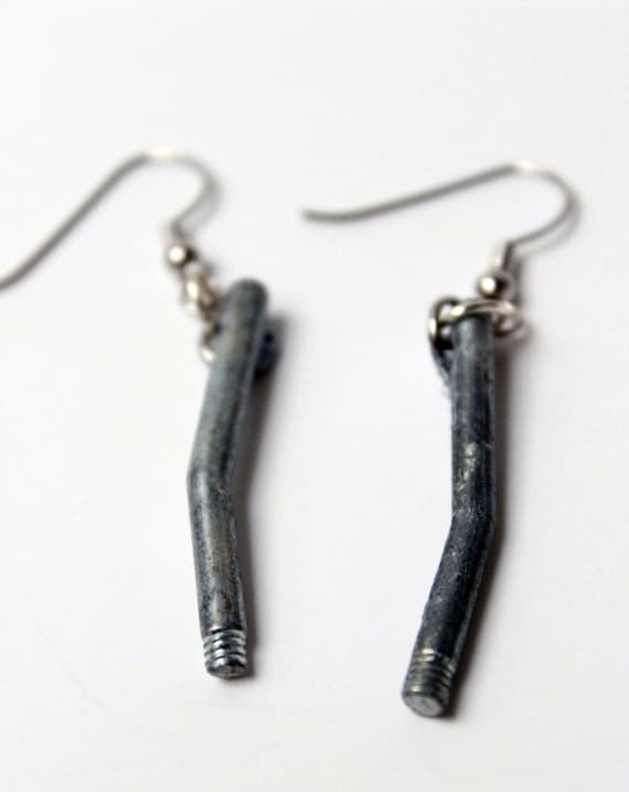 Clue Pipe Token Earrings - Etsy