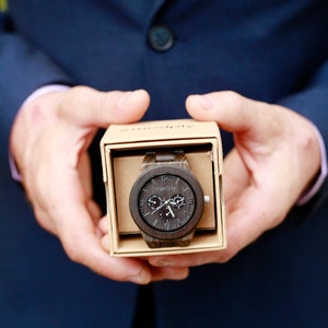Mens custom engraved watch - Gift for men wooden watch - Personalized watch for men ideal as a wedding gift - groom gift - men watch