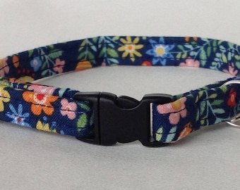 Handmade Floral Fabric Cotton Cat Collar, Safety Release Buckle, Bell, Charm