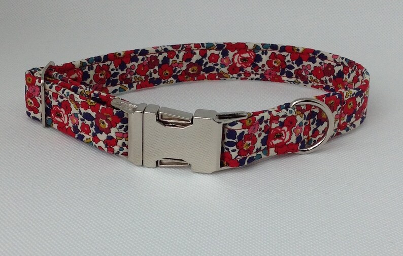 Handmade Pretty Floral Liberty Fabric Dog Collar With Welded Nickel D Ring Bild 6