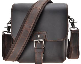 leather camera purse