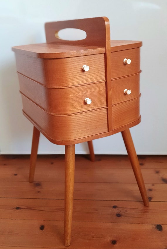 Mid Century Wooden Sewing Box/vintage Sewing Box 