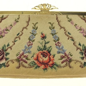 Bag Tapestry Wallet Tapestry Make-up Bag Embroidery Floral pattern Menuett vintage 1950's image 1