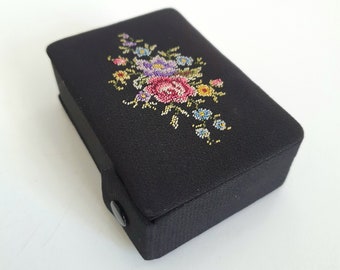 Cigarette case Case for cigarettes Gobelin embroidery Gobelin Vintage Retro