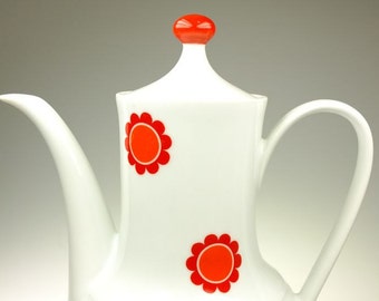 Porzellankanne Kanne Kaffeekanne Porzellan Blümchen Winterling rot weiß vintage retro 70'er Jahre coffee pot