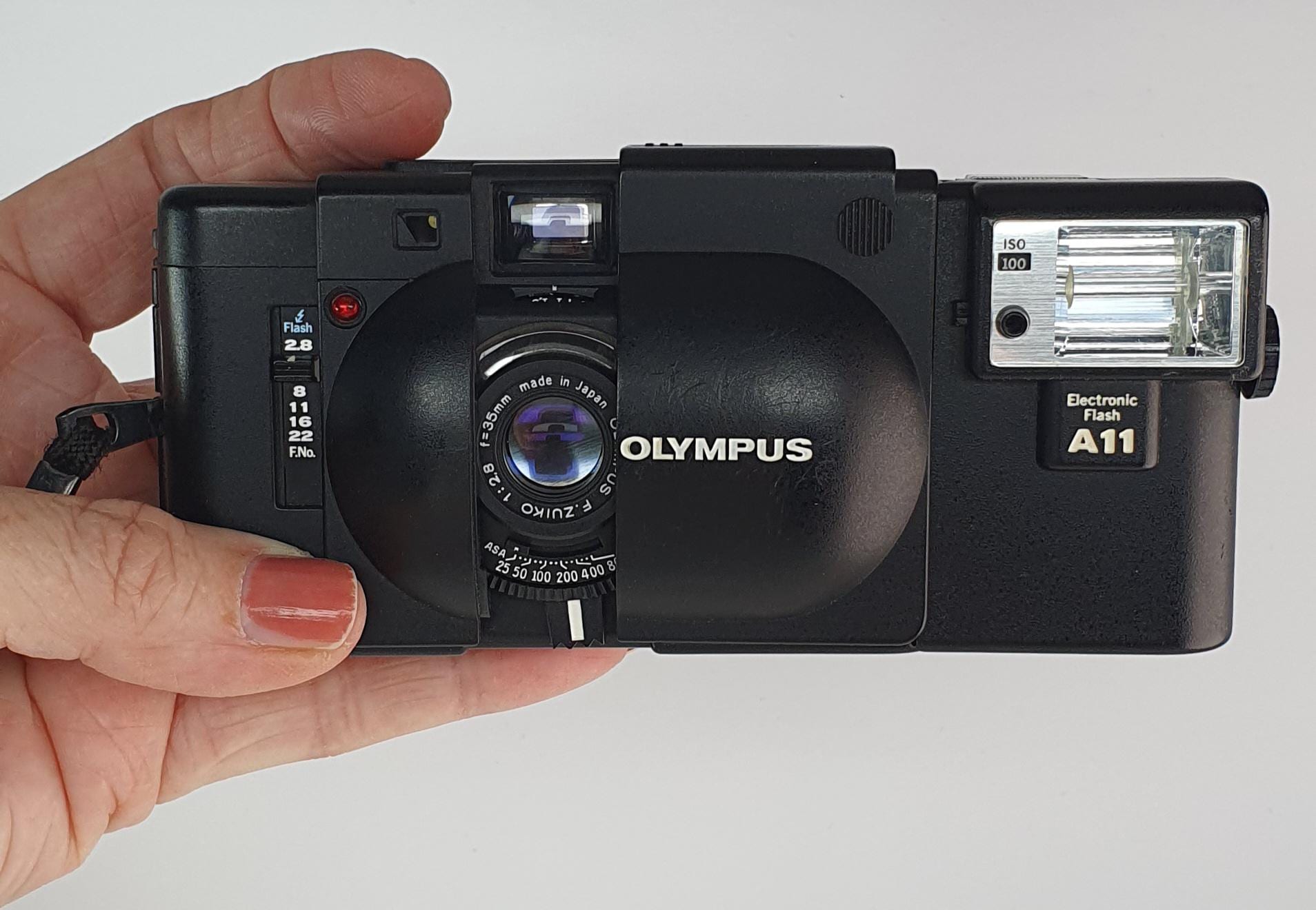 Olympus Camera 35 XA With F. Zuiko 35mm F 2.8 Rangefinder - Etsy UK