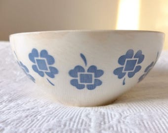 Bowl Ceramic Fruit Bowl Shamrock Lucky clover ceramic bowl Cecilia digoin france 50's shell