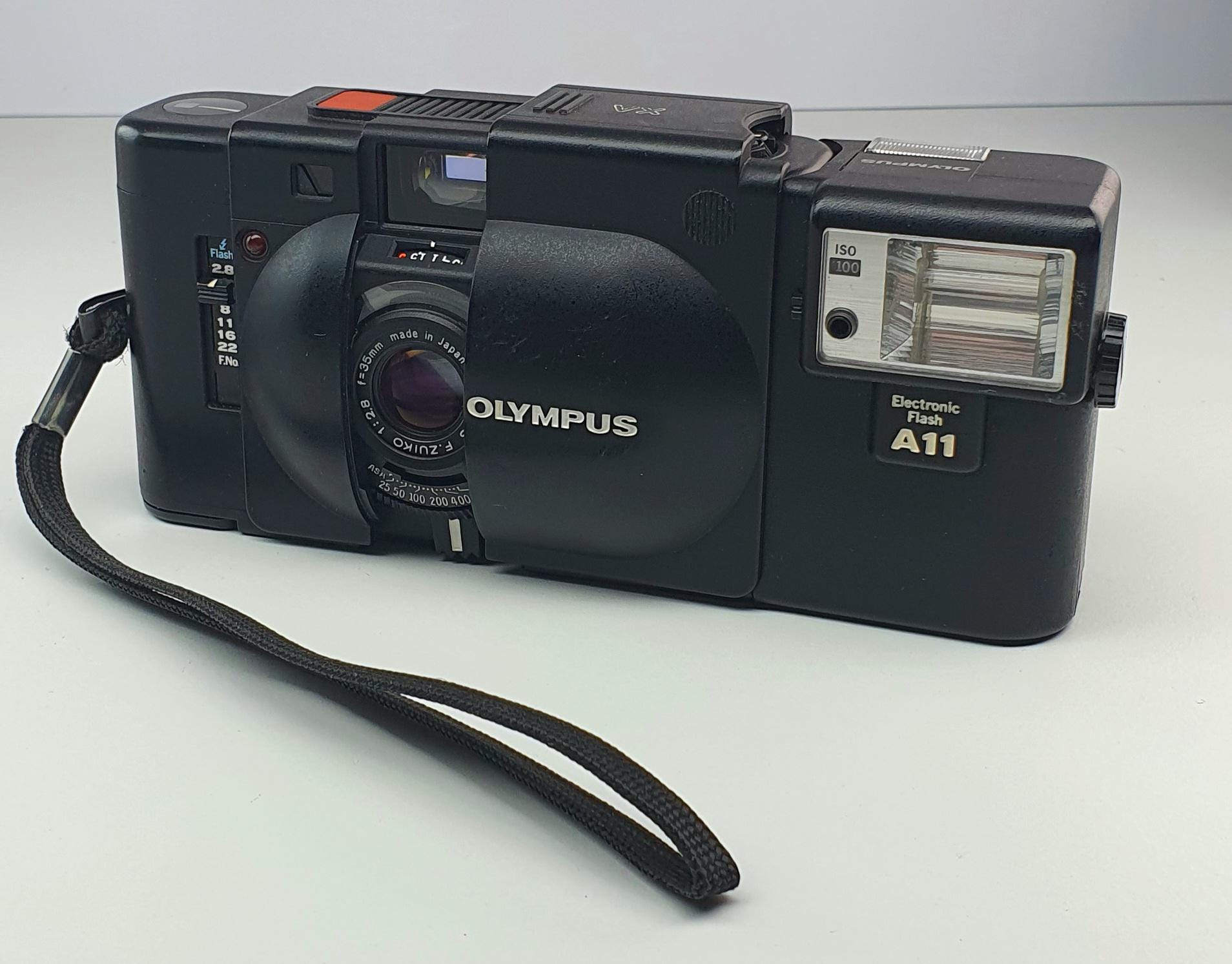 OLYMPUS オリンパス XA F.ZUIKO F2.8 35mm OLYMPUS(オリンパス) XA F.ズイコー35mmF2.8 A16付き | 新宿の稀少中古