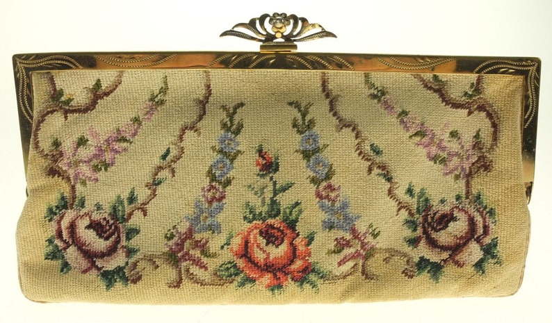 Bag Tapestry Wallet Tapestry Make-up Bag Embroidery Floral pattern Menuett vintage 1950's image 9