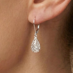 Orecchini pendenti in filigrana d'argento sterling: 925 con chiusura a leva e goccia