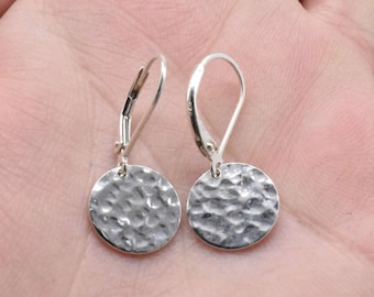 Sterling Silver Hammered Disc Earrings, 925 Silver Leverback Earrings, Circle Drop Earrings, Plain Lever Back with Shiny Disc Earring