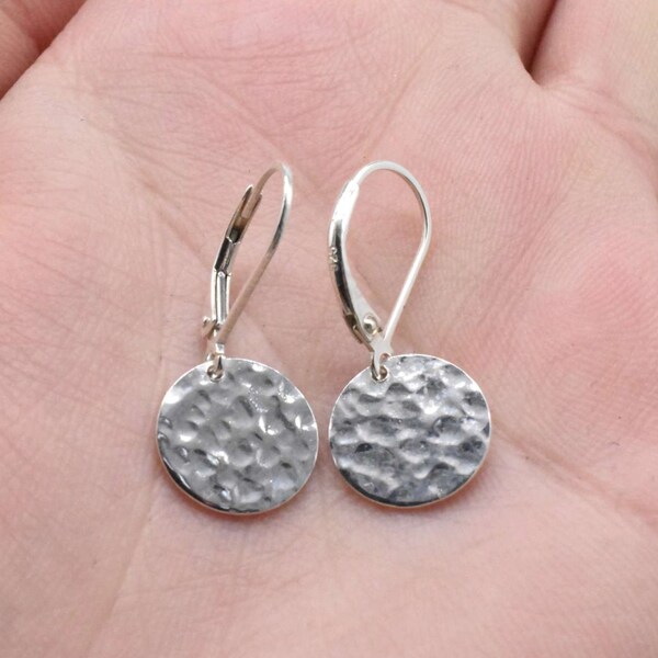 Sterling Silver Hammered Disc Earrings, 925 Silver Leverback Earrings, Circle Drop Earrings, Plain Lever Back with Shiny Disc Earring