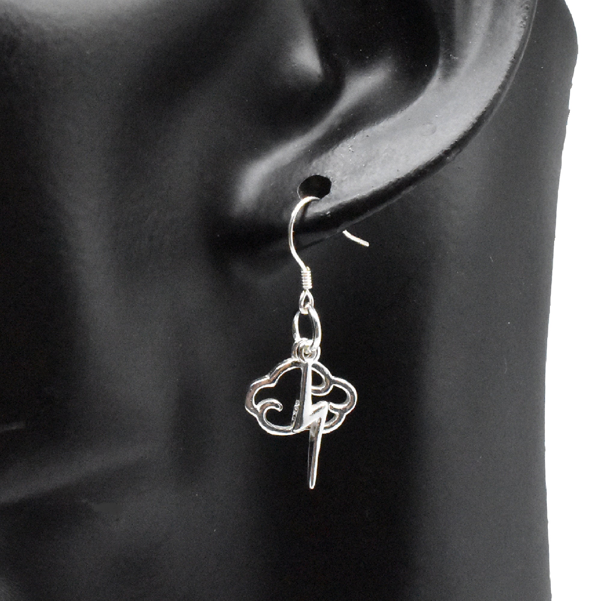 Nuvola in argento sterling e perno auricolare con fulmine