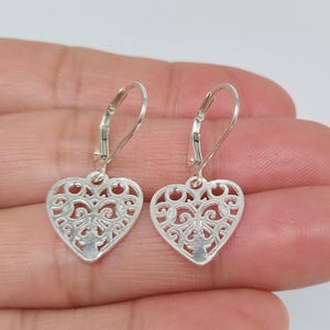 Sterling Silber filigrane Herz Ohrring 2-seitig, 925er Silber Liebe Herz Leaver Back Ohrring, Herz Tropfenohrring, Herz baumeln Ohrring