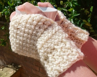 Super Squishy Wristwarmers- Pattern only