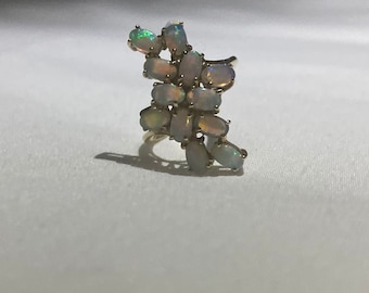 Opal vintage ring
