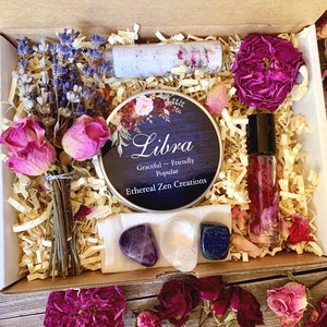 Libra Zodiac Astrology Spa and Crystal Gift Box, Zodiac Gift, Crystals, Metaphysical Gift, Libra Candle, Birthday Gift Box Floral Gift Set