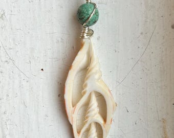 Shell with Turquoise bead Necklace