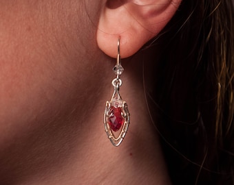 dangle earrings, gemstone earrings, elf earring, elfish jewelry, sparkle earring, crystal earrings, luxurious earrings, fantasy earrings