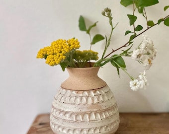 ceramic handmade small bud vase: oat speckle glaze and hand carved