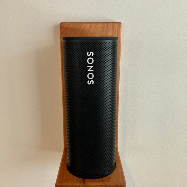 Sonos Roam Wall Bracket - Natural Wood Speaker Bracket - Vertical Orientation