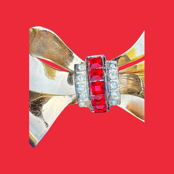 Coro Pegasus Rhinestone Bow Vintage Brooch - image 5