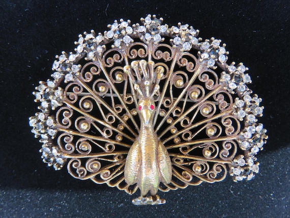 Peacock Brooch Jeanne