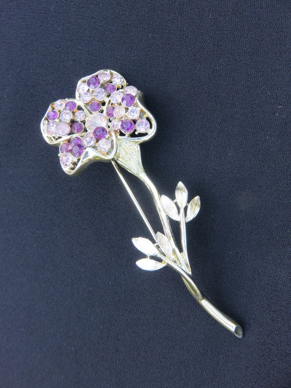 Coro Pegasus Lavender Purple Rhinestone Flower Bro