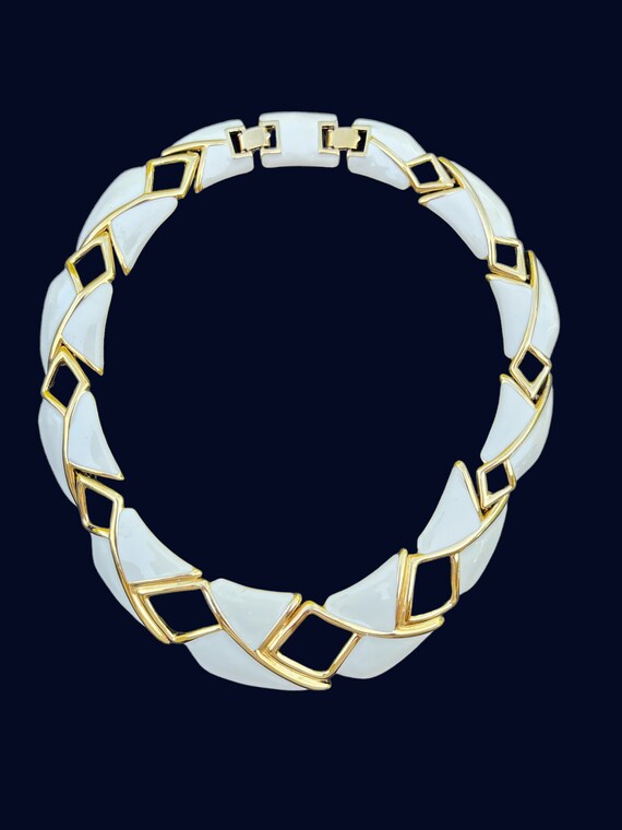 Monet White Enamel Modernist Open Work Choker Vin… - image 2