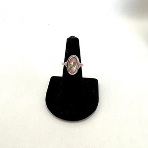 Avon, Oval Abalone Ring. US size 7