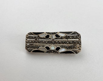 Art-Deco-Bar-Brosche. Sterling Silber, Onyx, Marcasite und Perlmutt Pin