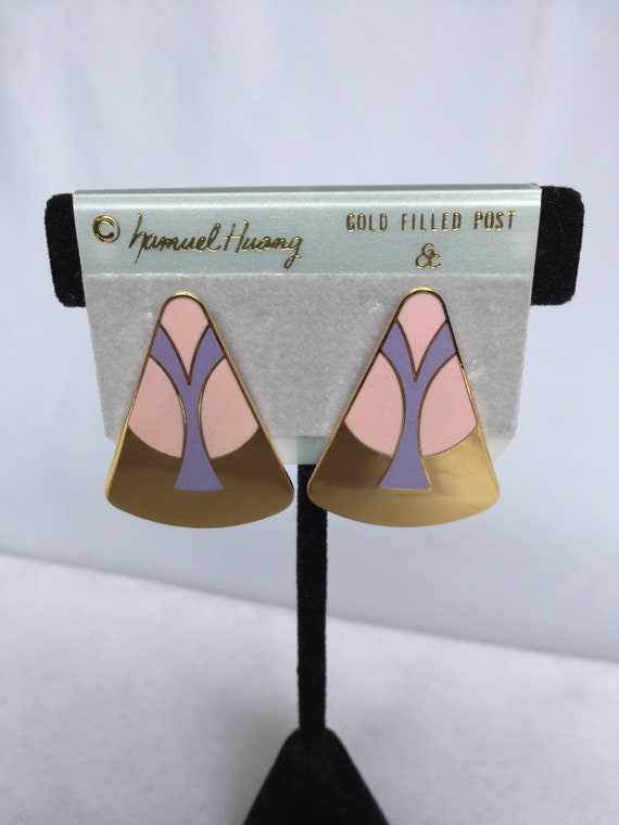 Samuel Huang Triangle Cloisonne Earrings. Pink, Pu