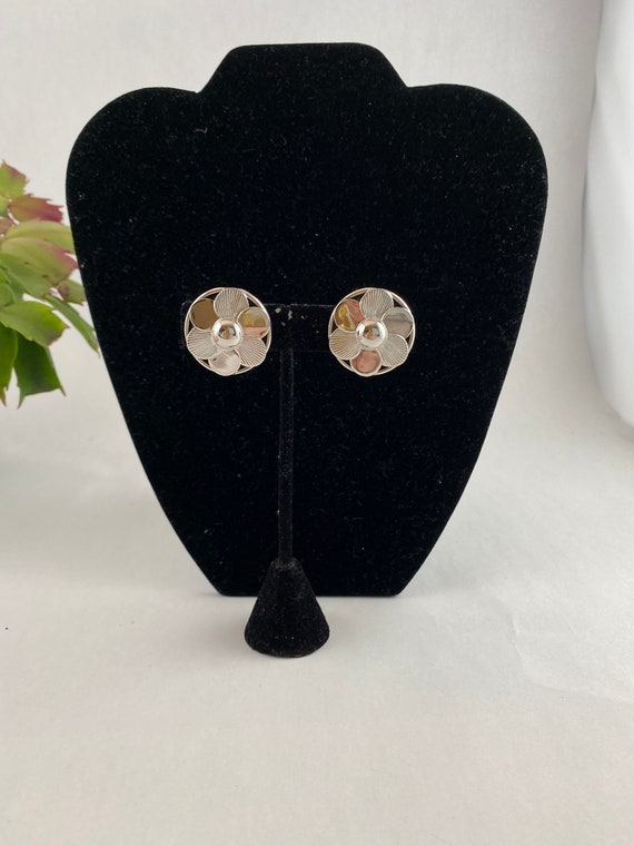 Silver Flower Button Earrings. - image 3