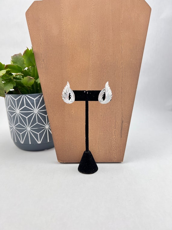 Lisner Silver Leaf Earrings - image 2
