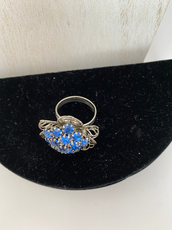 Blue Rhinestone Flower Ring - image 4
