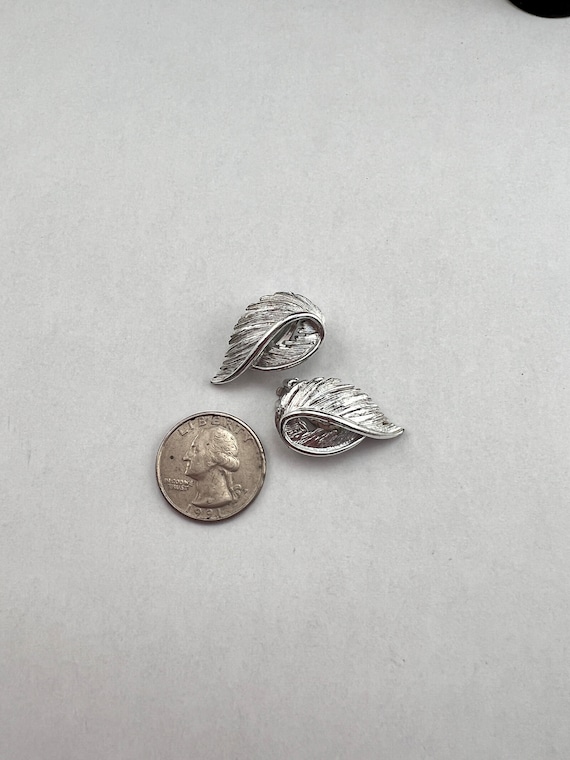 Lisner Silver Leaf Earrings - image 4