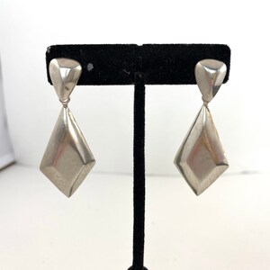 Sterling Silver Dangle Drop Earrings.