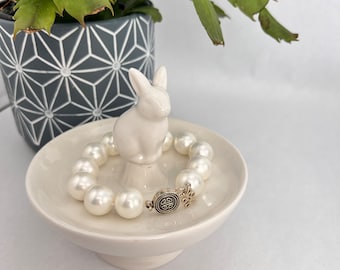 Large Pearl Bracelet - Japanese
