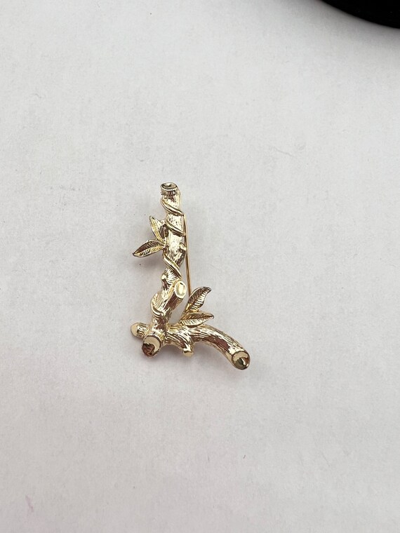 Sarah Coventry "L" initial Branch Brooch - image 3