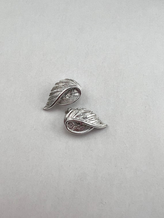 Lisner Silver Leaf Earrings - image 3