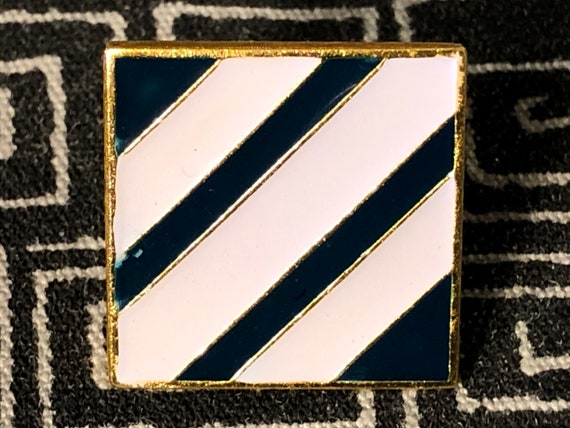 Third Infantry Division Enamel Pin - Military Lap… - image 1