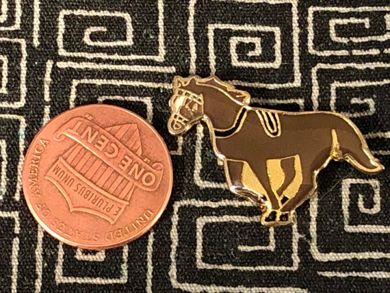 BAY HORSE Enamel Pin - Animal - Ranch - Brown - M… - image 2