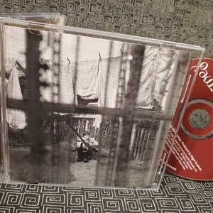 Paul McCartney CD  Chaos and Creation in the Backyard