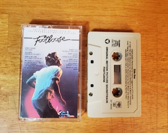 FOOTLOOSE Movie Soundtrack Cassette Tape Movie  Kevin Bacon, Kenny Loggins, Sammy Hagar, Bonnie Tyler 1984