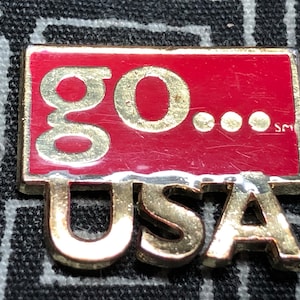 Go USA Enamel Pin - United States of America - Inspirational pin - Lapel Pin - Fun Collectible