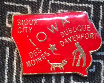 IOWA State Shaped Enamel Pin - Corn State - Des Moines - Sioux City - Dubuque - Davenport - IA pin - Iowan - Cedar Rapids - Cedar Falls